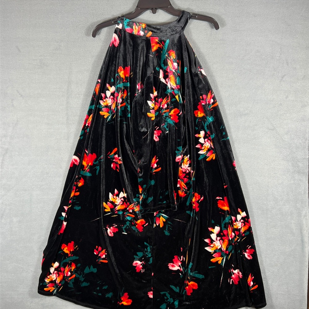 Boutique Womens Top 3X Black Floral Velvet Halter Neck Sleeveless Blouse